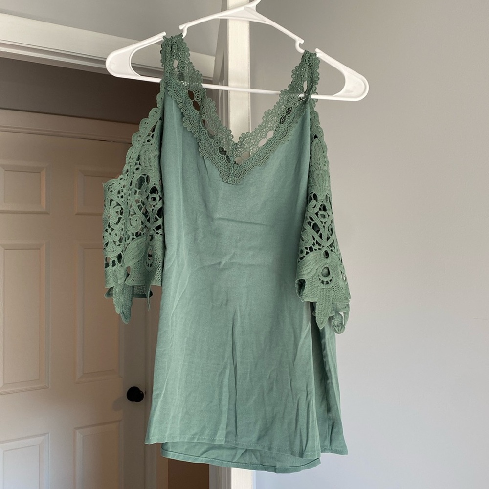 SHEIN Open Shoulder Blouse